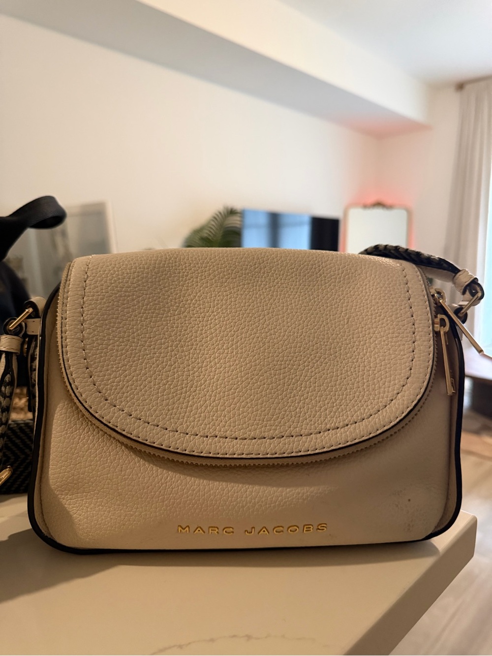 Marc Jacobs Cream Pebbled Leather Crossbody with Gold Hardware